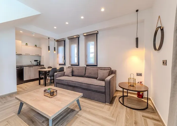 Dream Luxury סטאברוס