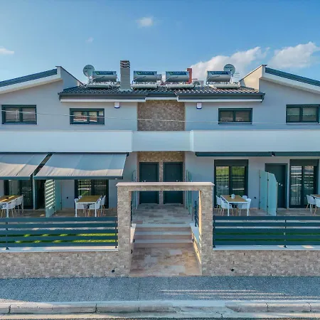 Hotel apartamentowy Dream Luxury *